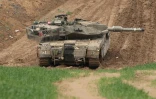 Char israélien sur une colline surplombant le nord de la bande de Gaza, le 12 février 2025