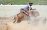 La torera française à cheval Léa Vicens, lors d'un entraînement dans sa finca près d'Hinojos, au sud de Séville, le 14 avril 2021 en Espagne