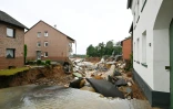 Une route détruite par les inondations à Blessem (Allemagne), le 16 juillet 2021 