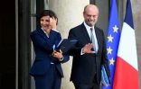 La secrétaire d'Etat chargée de l'éducation prioritaire Nathalie Elimas (G) et le ministre français de l'Education, de la Jeunesse et des Sports Jean-Michel Blanquer (D) quittent le palais présidentiel de l'Elysée après le conseil des ministres hebdomadaire à Paris, le 1er septembre 2021