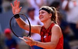La Tchèque Karolina Muchova victorieuse d'Aryna Sabalenka à Roland-Garros, le 8 juin 2023 