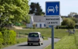 Sur une route de Belle-Île-en-Mer, dans le Morbihan, le 17 avril 2026