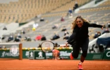 Serena Williams lors de son match du premier tour de Roland-Garros face à Kristie Ahn, le 28 septembre 2020 à Paris