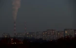 La pollution aux particules PM10 est considérée dangereuse en Pologne à partir de 300 microgrammes par mètre cube. En France, ce seuil est de 80 microgrammes