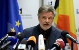 Le magistrat belge Eric Van Der Sypt lors d'une conférence de presse le 8 avril 2016 à Bruxelles