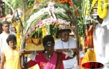 Dimanche 21 mai 2006 - 

Les Réunionnais de confession hindouiste ont fêté Marliémen, la déesse de la  santé