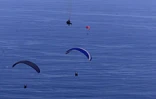 Dimanche 9 novembre 2003
Image du championnat de parapente
