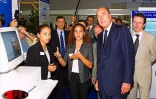 Lors de la visite officielle du président de la République, Jacques Chirac, à La Réunion le jeudi 17, le vendredi 18 et le samedi 19 mai 2001