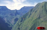 Sport extrême par excellence, la chute libre attire de plus en plus d'adeptes à La Réunion