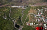Octobre 2007 -

Le chantier de la route des Tamarins