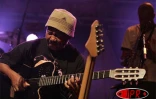Vendredi 5 août 2005

Teddy Baptiste au Cirk. le guitariste portois sait comme personne unir une sonorité jazz aux accents du maloya