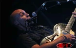 Dimanche  6 août 2006 -

Anis en concert au Chapito pour le Sakifo musik festival