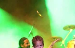 Vendredi 4 août 2006 -

Lee Scratch Perry, une tête d'affiche a  offert une performance un tantinet molle