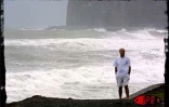Le cyclone intense Ando est passé au large de la Réunion le samedi 6 janvier 2001. Les fortes pluies ont entraîné la mort d'un automobiliste qui s'est noyé en voulant traverser un radier submergé dans l'Ouest