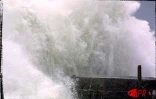Le cyclone tropical intense Dina s'est abattu sur La Réunion le 22 janvier 2002. Il s'agissait de la tempête la plus forte depuis le passage du cyclone Firinga en 1989