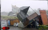 Le cyclone tropical intense Dina s'est abattu sur La Réunion le 22 janvier 2002. Il s'agissait de la tempête la plus forte depuis le passage du cyclone Firinga en 1989