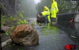 L'?il du cyclone Dina est passé à 60 km des côtes ouest de La Réunion le 22 janvier 2002