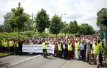 Marche à Mantes-la-Jolie (Yvelines) à l'appel d'associations musulmanes, en solidarité avec la police dont deux fonctionnaires ont été tués le 13 juin à leur domicile par le jihadiste Larossi Abballa, le 19 juin 2016 