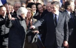 Penelope et François Fillon lors du rassemblement sur l'esplanade du Trocadéro le 5 mars 2017 à Paris