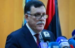 Le chef du gouvernement d'union nationale libyen, Fayez al-Sarraj, lors d'une conférence de presse à son arrivée le 30 mars 2016 à Tripoli