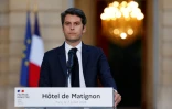 Le Premier ministre Gabriel Attal prononce un discours à Matignon à l'issue du second tour des législatives à Paris le 7 juillet 2024