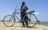 Muhammad Ayub, un ouvrier itinérant dans les briqueteries, le 4 septembre 2022 dans la région d'Agilpur au Pakistan