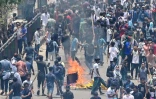 Heurts entre policiers et étudiants opposés aux quotas dans la fonction publique, le 18 juillet 2024 à Dacca, au Bangladesh