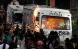 Des camions de La Prensa incendiés lors d'une manifestation contre les violences faites aux femmes, le 14 févier 2020 à Mexico