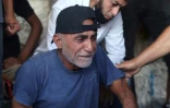 Un Palestinien pleure devant les corps de membres de sa famille tués dans des bombardements israéliens, dans un hôpital de Deir al-Balah dans le centre de la bande de Gaz, le 7 septembre 2024