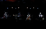 Le groupe ukrainien DakhaBrakha sur scène au Cabaret Sauvage à Paris, le 22 janvier 2025