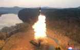 Essai d'un missile à moyenne portée Hwasongpho-16B en Corée du Nord, le 2 avril 2024