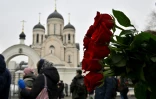 Arrivée des premiers participants pour la cérémonie d'adieu dans une église du district de Marino (sud-est de Moscou) pour Alexei Navalny, le 1er mars 2024