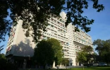 La Cité radieuse à Marseille, le 4 octobre 2002. Construite en 1945, elle fait partie des 17 oeuvres de Le Corbusier inscrite au patrimoine de l'Humanité le 17 juillet 2016