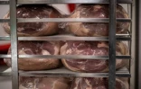 Dans les ateliers de la maison de charcuterie Vérot à Ivry, près de Paris, le 3 juin 2020