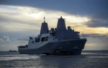 Handout de la US Navy diffusé le 18 août 2021, montrant le USS Arlington