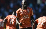La joie d'Ibrahima Koné après avoir marqué pour Lorient contre Nantes en Ligue 1 le 11 septembre 2022 à Lorient