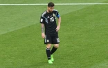 La déception de star de l'Argentine Lionel Messi après avoir raté un penalty contre l'Islande lors du Mondial, le 16 juin 2018 à Moscou