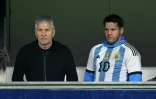Jorge Messi (g), père et agent de Lionel Messi, avant le match des qualifications pour le Mondial entre l'Argentine et le Pérou le 19 novembre 2024 à La Bomonera à Buenos Aires