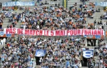 Des supporters marseillais ont déployé une banderole, le 4 mai 2013 avant le match contre Bastia au Vélodrome, en hommage aux 19 morts et 2.357 blessés dans l'effondrement d'une tribune du stade de Furiani, le 5 mai 1992 avant le match entre les 2 équipes