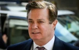 Paul Manafort, jugé pour fraude depuis le 31 juillet, photographié ici le 15 juin