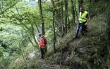 Des volontaires participent à une battue près de Pont-de-Beauvoisin pour retrouver des traces de Maëlys, le 2 septembre 2017 