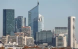 La Défense, quartier des affaires en lisière de Paris, dont les tours sont désertées car une large partie des employés sont en télétravail, le 18 novembre 2020