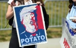 Un manifestant anti-Trump, le 29 arvil 2016 à Burlingame en Californie