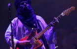 Tinariwen en concert à Byblos, au Liban, le 25 juillet 2012