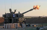 L'armée israélienne bombarde la bande de Gaza, à la frontière avec l'enclave palestinienne le 18 mai 2021