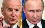 Combinaison de photos du président américain Joe Biden (g) le 17 mars 2021 à la Maison Blanche à Washington, et du président russe Vladimir Poutine (d), le 5 mars 2020 au Kremlin à Moscou