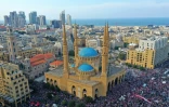 Vue aérienne du centre de Beyrouth où une foule de Libanais manifestent contre le pouvoir, le 20 octobre 2019