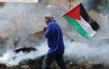 Un manifestant palestinien dans le sud de la ville de Naplouse (Cisjordanie), le 21 mai 2021