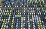 Des voitures électriques chinoises au port de Suzhou, dans la province du Jiangsu, le 27 avril 2025 en Chine