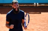 Benoît Paire face au Géorgien Nikoloz Basilashvili, à Madrid, le 4 mai 2021